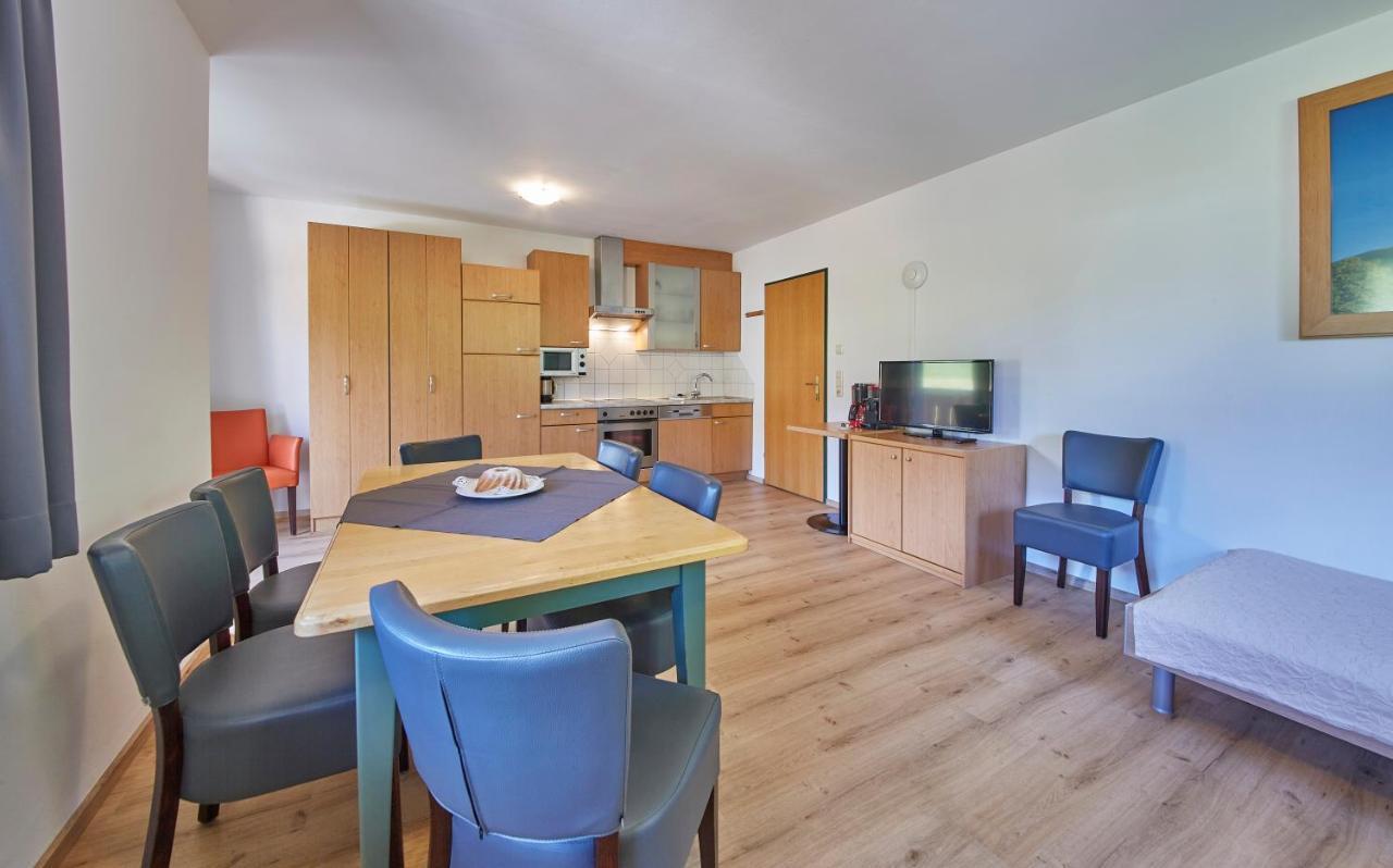 Am Zwoelferkogel Appartements 萨尔巴赫 外观 照片