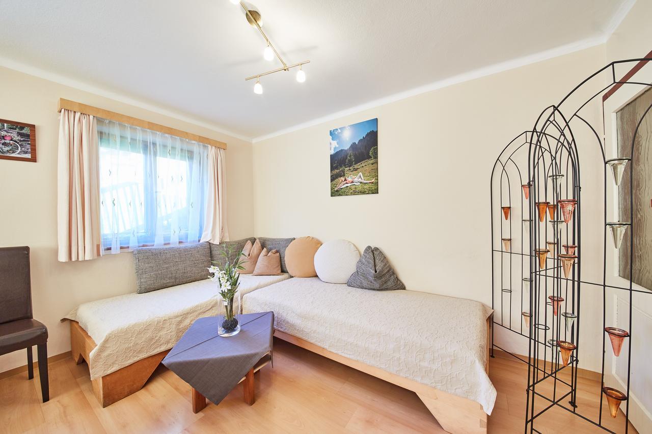 Am Zwoelferkogel Appartements 萨尔巴赫 外观 照片